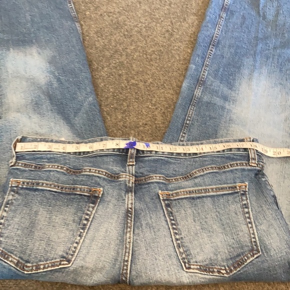 Old Navy loose built in flex size 36x34 - Picture 4 of 5